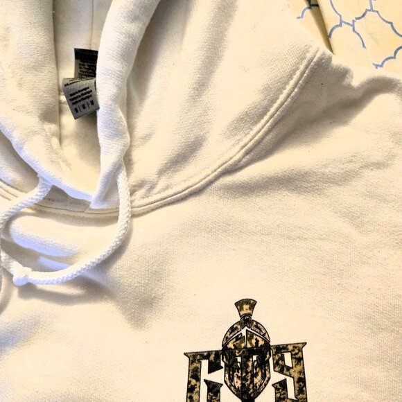 GT9 Men's / Unisex Streetwear White & Camo Logo Hoodie Sz. Med FITS LIKE A SMALL - Picture 6 of 6